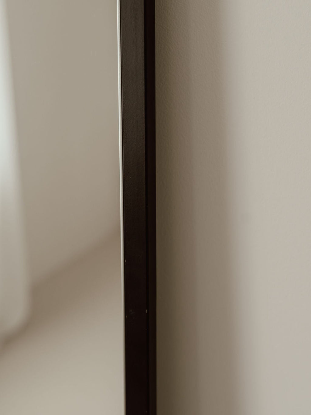 Large Standing Oval Mirror 180x70 Black