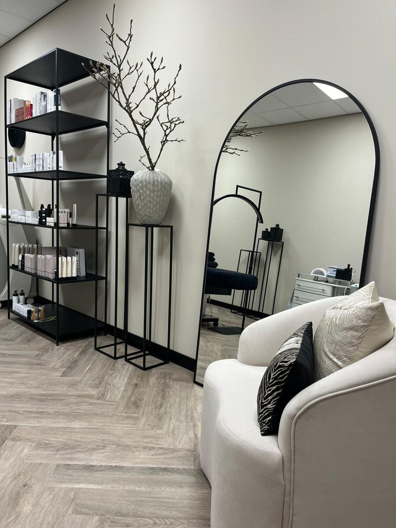Large Standing Oval Mirror 180x100 Black